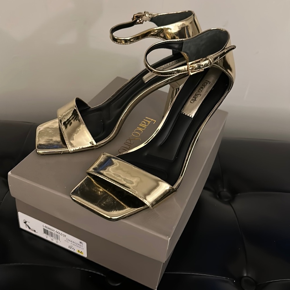 Metallic Gold  heeled evening shoes
